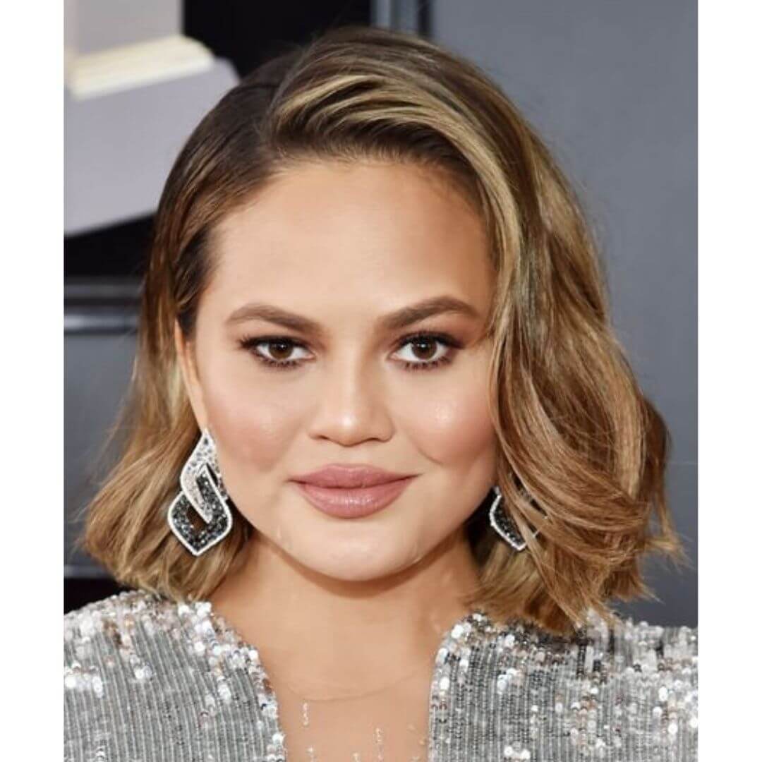 10 Finest Glasses Specs for Spherical Face Form