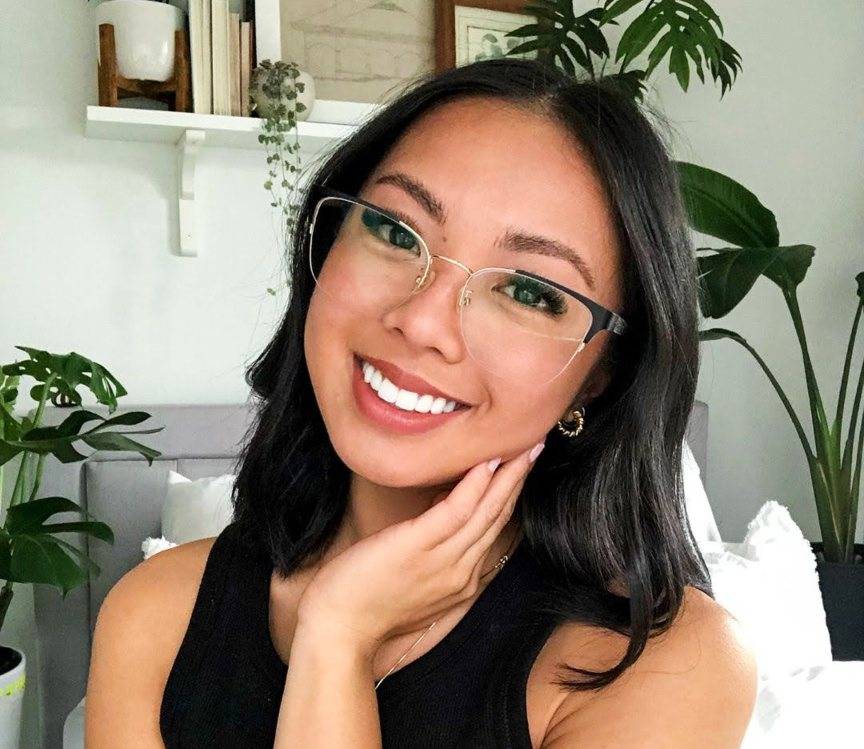 10 Greatest Eyeglasses for Diamond Face Form