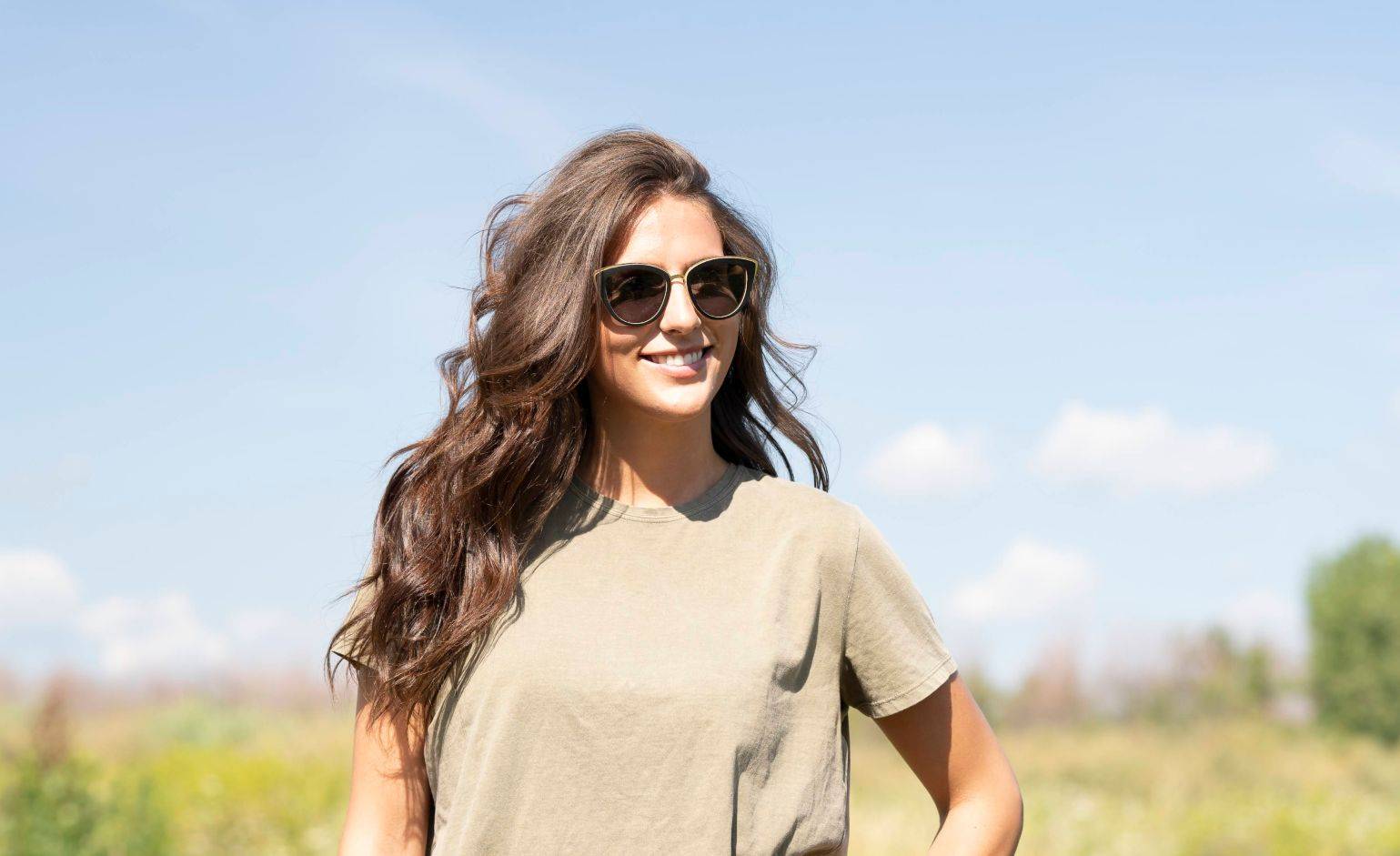 12 Finest Sun shades For Triangular Face Form